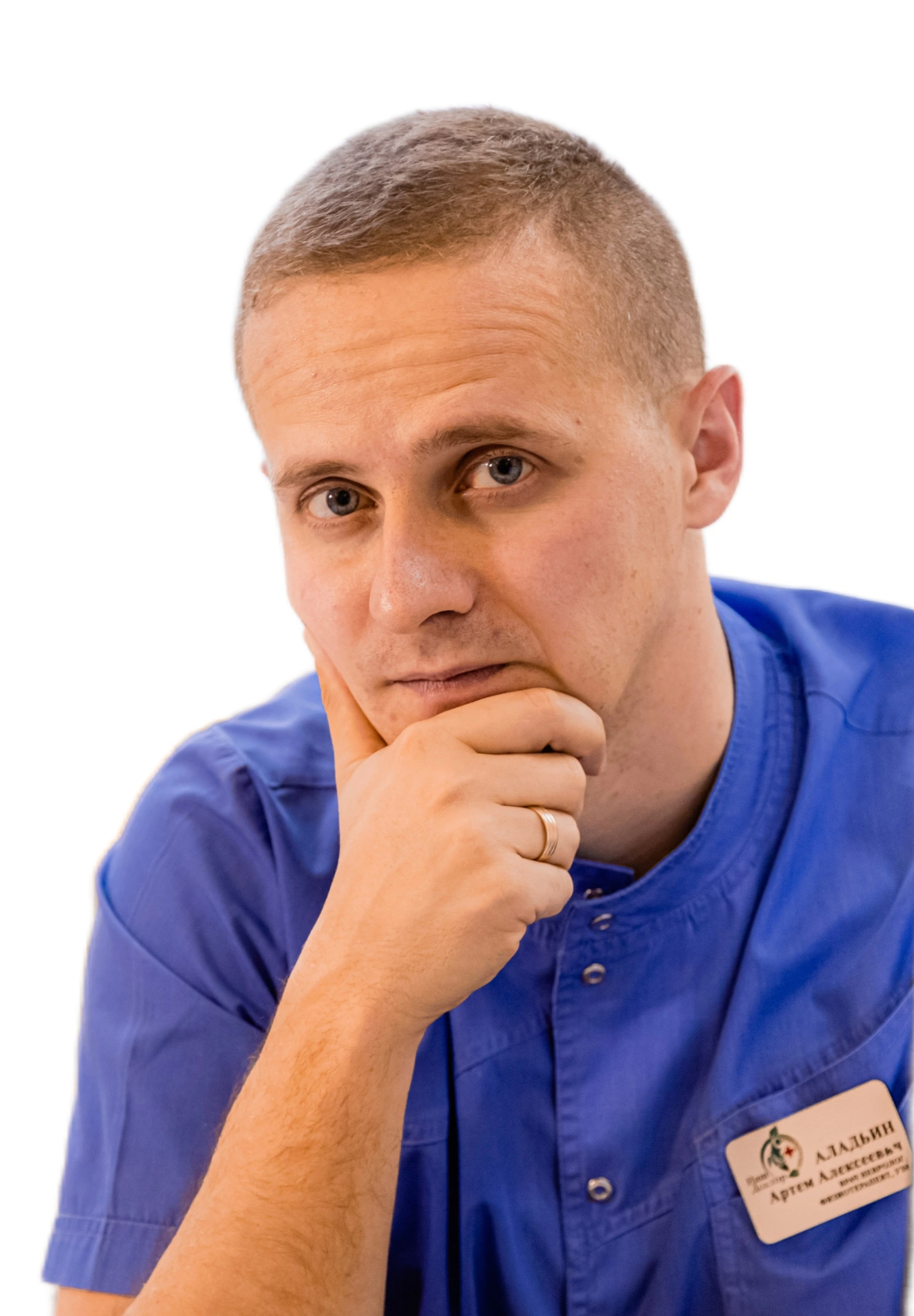 Главный врач Аладьин Артём Алексеевич
